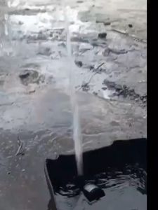 READY Taffware Pompa Air celup dc 12 volt 30W 1000 liter Aquarium Mini kolam Ikan Submersible ZYW890