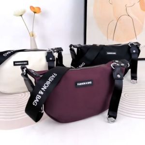 [BISA COD] 2431 Tas Masha Huafei Free Paper Bag & Tag label Tas Selempang Wanita Fashion Best Seller