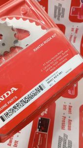 Gir Set Paket Rantai Roda Drive Chain Kit Supra (1997 - 2002) Original Honda 06401KEV881