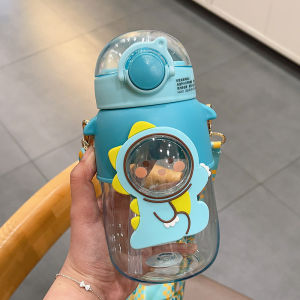 น้ำมูกจิ๋วที่มีความจุขนาดใหญ่และน่ารักพร้อมด้ามจับพกพาสำหรับเด็กอนุบาลน้ำดื่มแบบท่อสำหรับนักเรียนในฤดูร้อน