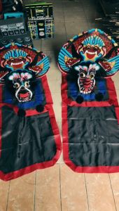 Promo Barongan Besar bahan kayu ukuran 15 Kualitas Premium (bonus kemul panjang dan sungut) mainan kesenian Tradisional