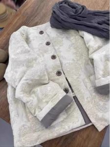 Chinese Style Womens Cotton Jacket Floral Embroidery Thickened Long Sleeve round Neck Coat Vintage Collarless Winter Outerwear