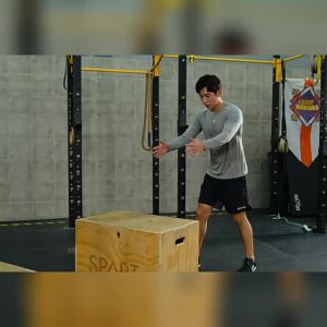 Skins | Breathable and Quick-Dry Loose Sport Shorts for Running Training
