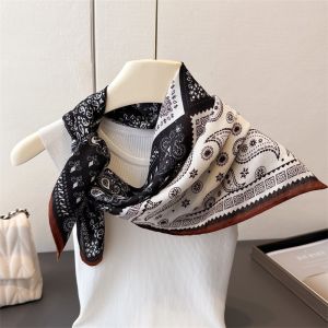 XUANXUAN | Pistachio Flower Pattern Elegant Scarf
