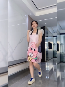 【3 วันจัดส่ง】 ผ้ากันเปื้อนเชฟ ลายสปอนจ์บ็อบ แพทริคสตาร์ ผ้ากันเปื้อนในครัว กันน้ำมัน สร้างสรรค์ เช็ดมือได้ กันน้ำ ร้านอาหาร สำหรับเด็ก