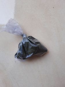 pewarna doc anak ayam (tidak boleh untuk makanan)