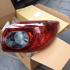 ĐÈN HẬU/ĐÈN LÁI SAU MIẾNG NGOÀI MAZDA 3 ĐỜI XE 2016-2018 BẢN HATCHBACK. HÀNG DEPO ( BÓNG HALOGEN)
