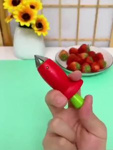 【C】Strawberry Slicer Stainless Steel Blade Cutter Small Tool For Decorating Dessert Cups Cake Racks Homemade Bread Decoration
