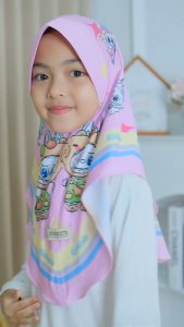 Jilbab Anak Sublim Printing motif Labubu/ Hijab instan anak TK usia 3-7 tahun