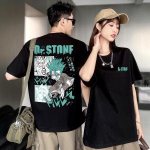 ดรสโตนอะนิเมะเสื้อยืดไม่จำกัดเพศแขนสั้นคอรอบคอพิมพ์ผ้าฝ้ายฤดูร้อนสบายๆแฟชั่นอ่อนเยาว์เสื้อยืดทรงพอดีตัวระบายอากาศได้ดีปี หลวม