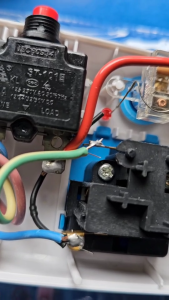 ปลั๊กไฟ มอก ปลั๊กไฟ CKML 3 ช่อง 3เมตร/ 5เมตร/ 8เมตร ปลั๊กพ่วง ปลั๊ก 3 ตา (มี มอก.)