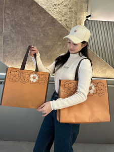 New Non-Woven Fabric Coffee Colored Eco-friendly Packaging Bag for Clothing Shopping Film Coated Bag Customizable Gift Bag