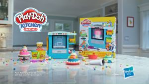 Play-Doh Kitchen Creations Rising Cake Oven Playset