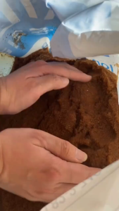 Hạt Cation Trilite MC08 Hàn Quốc làm mềm nước xử lý nước cứng tái sinh hệ thống lọc (Bao 25 lít)