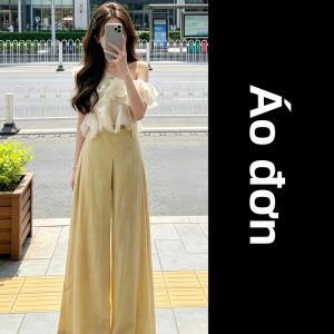SENWA | Bộ Đồ Nữ Phong Cách Hàn Quốc Thẩm Mỹ Áo Peplum Vai Xéo và Quần Ống Rộng