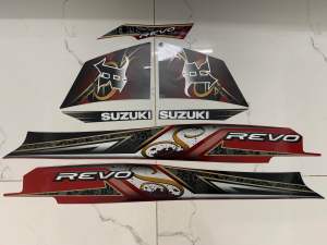 Bộ tem Suzuki Revo màu đỏ hàng nhập Thái Lan chất lượng cao dành trang trí riêng cho dòng xe này tem in lụa màu sắc cực đẹp và bềngiá bán cực tốt bán lẻ như bán sỉ