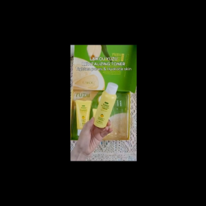 Skin Care Set 5pc Yuzu Women Skincare Gift Set with Yuzu Cleanser Toner Serum Eye Cream Face Cream Mother Daughter Wife