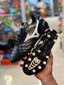 รองเท้าสตั๊ดสินค้ารับประกันตรงปกแท้ 100% สินค้าใช้เวลาเดินทาง 2-3 วัน