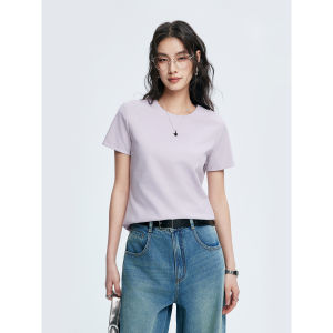 เสื้อยืดแขนสั้นผู้หญิงผ้าฝ้ายผสมโพลีเอสเตอร์เนื้อนุ่ม ดีไซน์หลังเป็นลายดอกไม้ ทรงหลวม สีพื้น ฤดูร้อน 2025