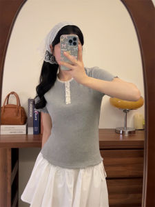 2025 New Womens Lace Trim Short Sleeve T-Shirt Korean Style Small Size Floral Button Slim Fit Short Length Top round Neck