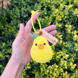Handmade Cute Little Pear Duckling Keychain Bag Accessory Woolen Craft Gift Pendant Fun And Fashionable Bag Decorations