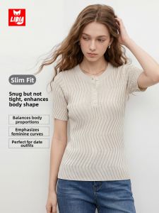LIDIA | Light Gray Elegant Wavy Knit Round Neck Short Sleeve Tshirt
