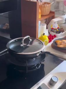CAROTE | Non-stick Titanium Frying Pan