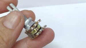 Potensio Mini 6 pin B50k Drat Stereo Kaki 3-3 Lurus Potentio Meter 503