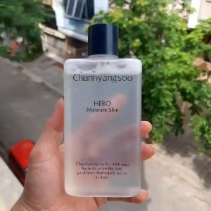 Nước hoa hồng - sữa dưỡng cho nam dành cho da khô da nhạy cảm Chunhyangsoo Hero Moisture Skin Hàn Quốc 330ml
