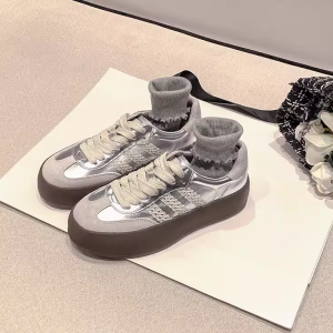 Retro Silver German Training Shoes Womens 2025 New Style with Skirt Lace Thick Bottom Heightening Casual Waffle Agan Board Shoes