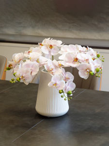 ดอกไม้ประดับตกแต่งบ้านหรูหราสำหรับโต๊ะทานอาหารและห้องนั่งเล่น ดอกไม้เทียมมีคุณภาพสูงแบบมีกลิ่นหอมแบบเทียม