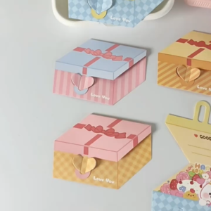 Thiệp Chúc Mừng Mở Nắp Hộp Quà - Thiệp Gấp Gọn Viết Lời Chúc Mới Nhất 2026