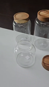 ขวดโหลกลมลายเรียบ ฝาไม้ 1300 / 1900ml. / 2500ml. / 3000ml.