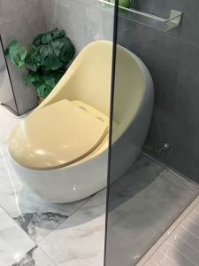 soos | Ergonomic Armrest Creative Colorful Sofa-Shaped Design Toilet