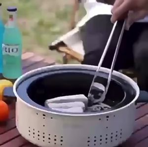 Bếp Nướng Than Tròn Mini Di Động Ngoài Trời Cầm Tay Bếp Than Nướng Dã Ngoại Nhỏ Gọn Chất Liệu Thép Chịu Nhiệt An Toàn