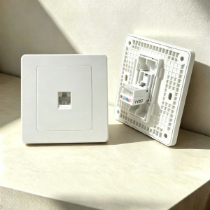 jabra | Straight-through Gigabit Ethernet Panel Cat7 10Gbps