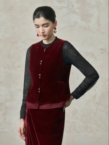 Silk and Mulberry Silk Slimming Sleeveless Jacket Red