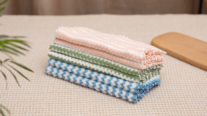 Microfiber Cleaning Cloth Absorbent Kitchen Towels Dish Cloths Washable 10/20 Pack 10×10in Reusable Cleaning Rags for Car Gardens Kitchen Hand Glass Windows Mirrors No Odor