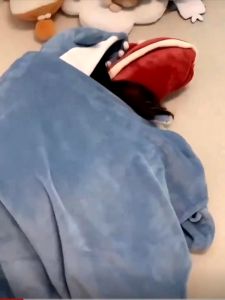 【Popular Categories】 Blissful Luna Wonderful Journey Bat Air Conditioning Blanket Coral Fleece Pajamas Women Spring Autumn Winter Shawl Cloak Hooded Nightgown