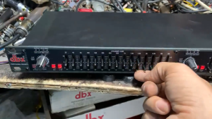 Bộ Lọc Xì DBX 215 - Thiết Bị Lọc Âm Thanh Cắt Tần Số Thừa Tăng Cường Tiếng Bass Lọc Tiếng Cực Hay- Loại Bỏ Tạp Âm.