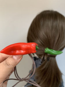 Simple Red Pepper Hair Clip: Original Design Hair Tie & Lifelike Miniature Kitchen Wares