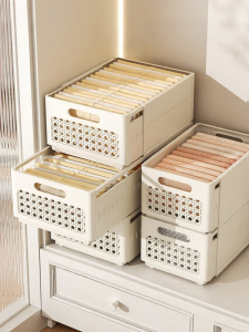 Adjustable and Layered Clothes Organizer
