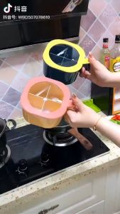 ( BISA COD ) PROMO TEMPAT BUMBU SEKAT KOTAK 4 IN 1 SERBAGUNA ( SUDAH TERMASUK SENDOK BUMBU ) / TEMPAT BUMBU KOTAK 4 IN 1 / TEMPAT BUMBU MULTIFUNGSI SERBAGUNA / TEMPAT BUMBU KOTAK / RAK BUMBU 4 IN 1 / WADAH PENYIMPANAN BUMBU / TEMPAT BUMBU 4 SEKAT MURAH