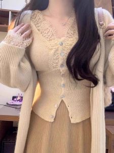 สลิมฟิต คอวี ลูกไม้ Trim เสื้อสเวตเตอร์ถัก ผู้หญิง เสื้อฐานสวยประณีตถักเปิด คาร์ดิเกน เสื้อท่อนบน สําหรับ ฤดูใบไม้ร่วง ฤดูหนาว
