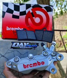 Kaliper Big Pot 4 Piston Babet AXIAL KANAN Universal Caliper 4 Piston Right Axial Universal Kaliper axial bigpot 4p Kaliper kanan samurai brake free kampas candangan kaliper 4 p bigpot caliper 4p big pot axial4 piston