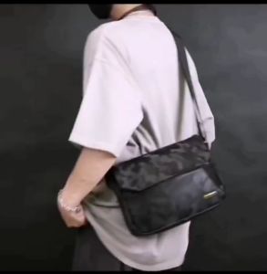 BEG SILANG LELAKI KALIS AIR  Men Sling Bag Zipper Crossbody Messenger Bag Lelaki Water Resistant Fit 11" Tablet