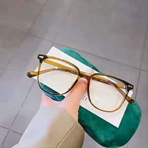 IVY Ultra-light blue light blocking myopia glasses Large square frame fashionable makeup-free artifact