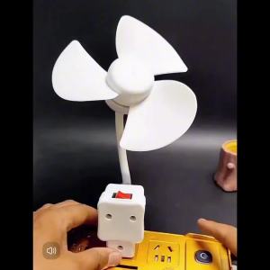 360° Large wind mini fan quiet kitchen bedroom bedside ceiling fan office dormitory energy-saving