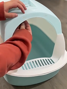 Large Enclosed Cat Toilet | Anti-Odor Splash-Proof & Easy Maintenance