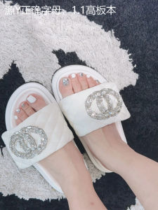 Summer New Style Thick Bottom Sandals Womens Outdoor Fashion Diamond Buckle Beach Shoes Casual Leather Inner Solid Color